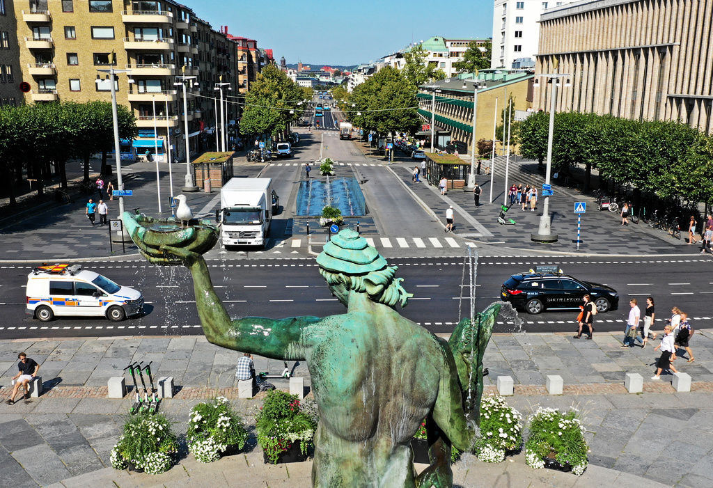 Götaplatsen med Poseidonstatyn i Göteborg. I bakgrunden Kungsportsavenyen. Foto Jeppe Gustafsson / TT /